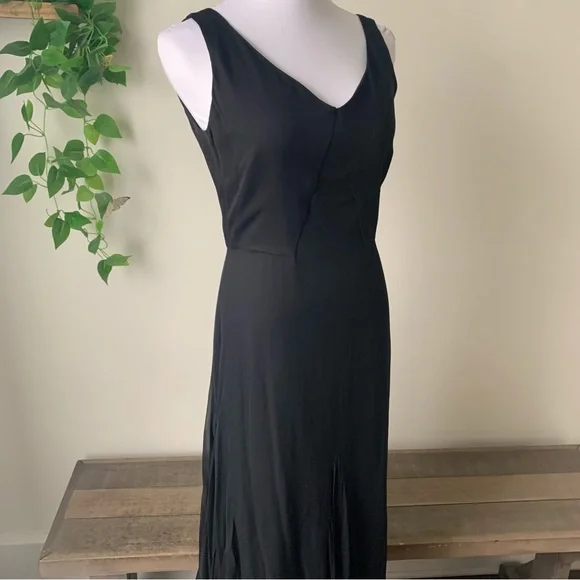 Albert Nippn Dress - Picture 3 of 6